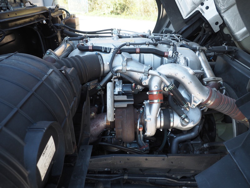 いすゞ ギガ ウイング車 大型 QKG-CYJ77A 年式 H25[写真45]