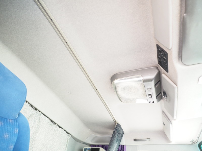 いすゞ ギガ ウイング車 大型 QKG-CYJ77A 年式 H25[写真34]