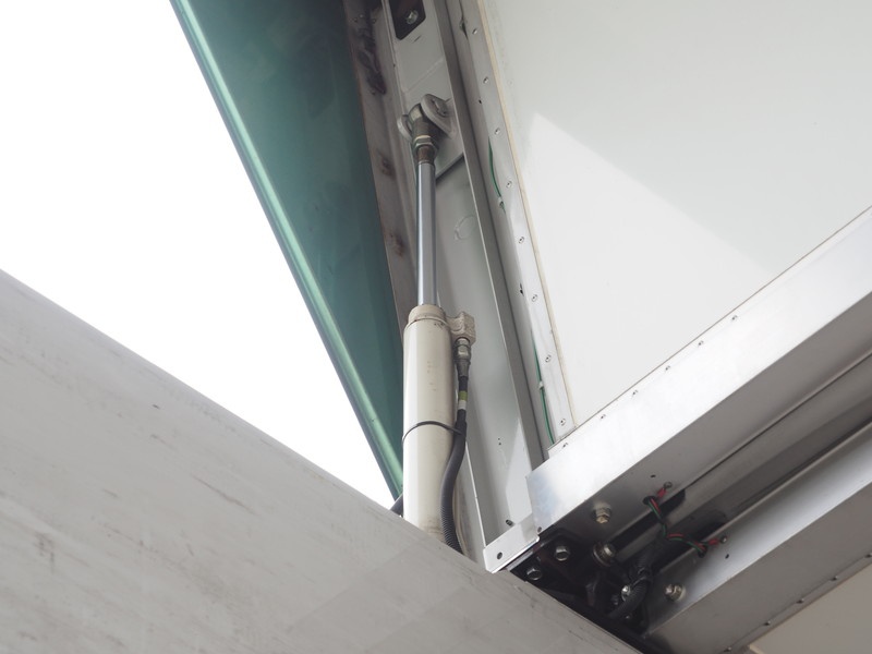 日野 グランドプロフィア ウイング車 大型 QKG-FW1EXBG 年式 H26[写真25]