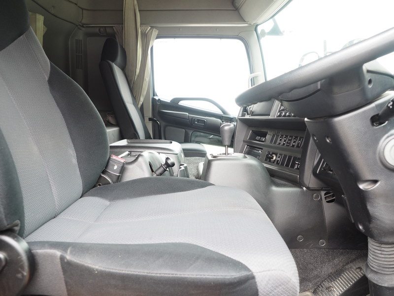 日野 グランドプロフィア ウイング車 大型 QKG-FW1EXBG 年式 H26[写真35]