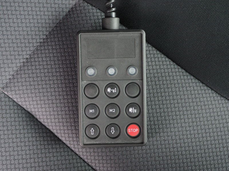 日野 グランドプロフィア ウイング車 大型 QKG-FW1EXBG 年式 H26[写真40]