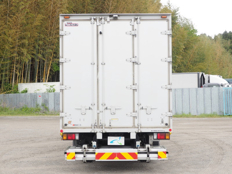 いすゞ エルフ バン車 小型 TPG-NPR85AN 年式 H28[写真06]