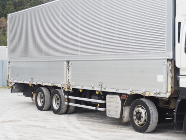 いすゞ ギガ ウイング車 大型 LKG-CYJ77A 年式 H24 [写真10]