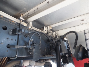 いすゞ ギガ ウイング車 大型 QKG-CYJ77A 年式 H25 [写真40]