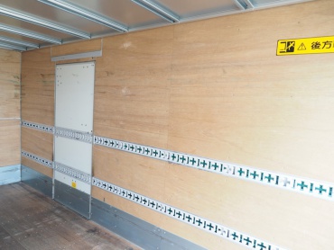 いすゞ エルフ バン車 小型 TPG-NPR85AN 年式 H28 [写真20]