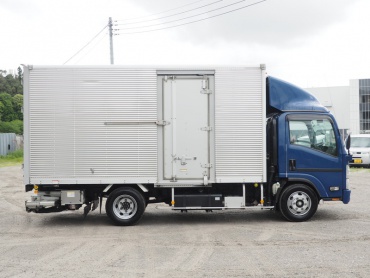 いすゞ エルフ バン車 小型 TPG-NPR85AN 年式 H28 [写真08]