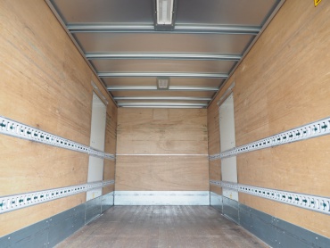 いすゞ エルフ バン車 小型 TPG-NPR85AN 年式 H28 [写真16]