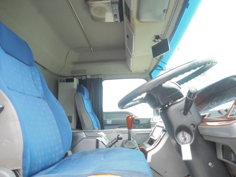 いすゞ ギガ ウイング車 大型 LKG-CYJ77AA 年式 H24[写真33]