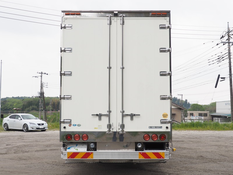 いすゞ ギガ ウイング車 大型 LKG-CYJ77AA 年式 H24[写真06]