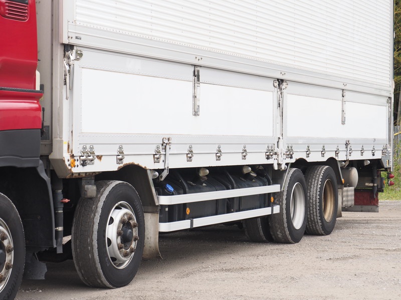 いすゞ ギガ 冷凍ウイング 大型 QKG-CYJ77A 年式 H25[写真21]