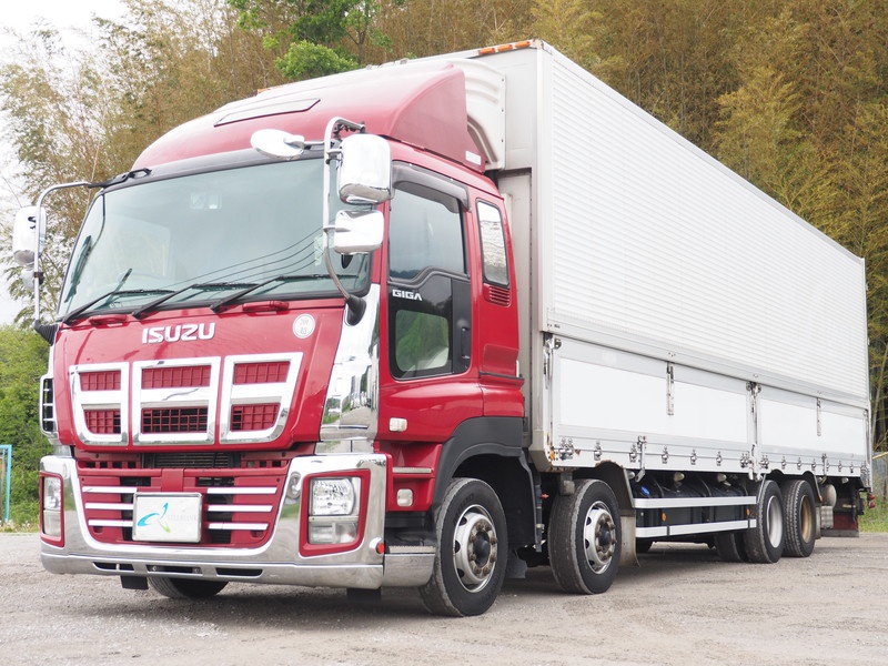 いすゞ ギガ 冷凍ウイング 大型 QKG-CYJ77A 年式 H25[写真01]