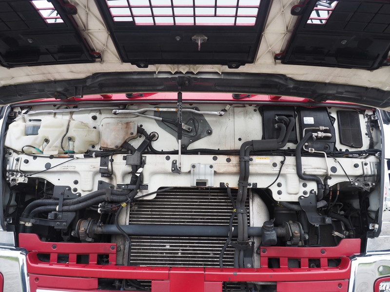 いすゞ ギガ 冷凍ウイング 大型 QKG-CYJ77A 年式 H25[写真46]