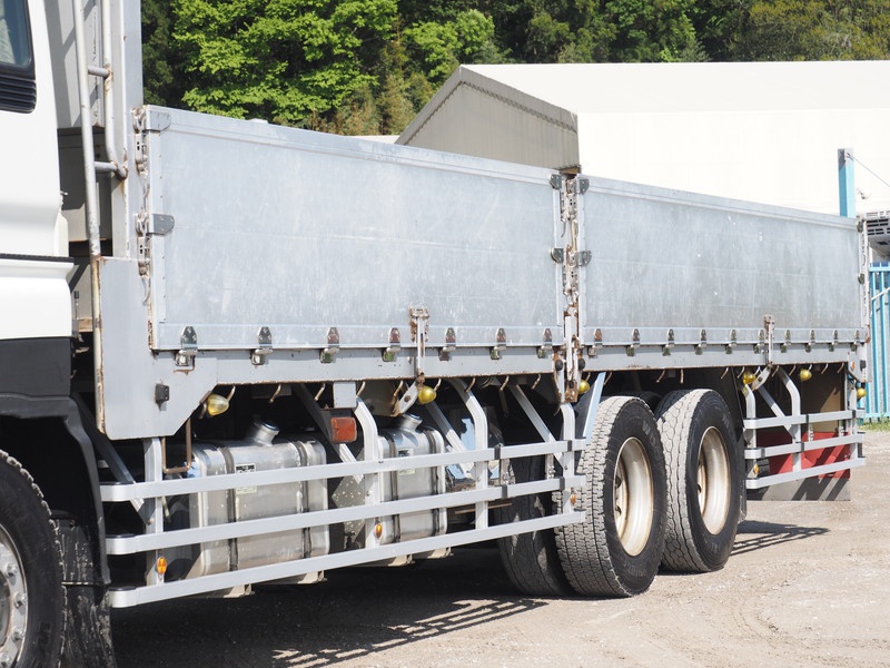 いすゞ ギガ 平ボディ 大型 QKG-CYL77A　 年式 H25[写真15]