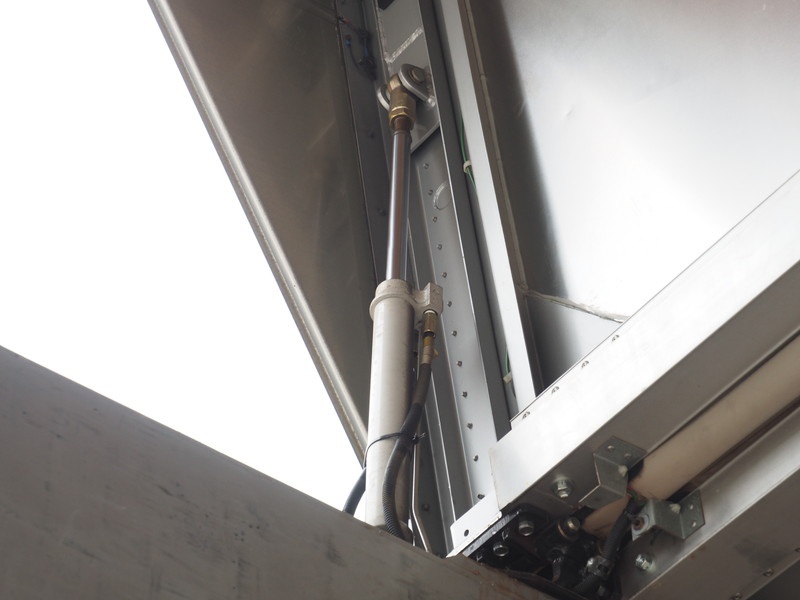 日野 レンジャー ウイング車 中型 BKG-FD7JLYA 年式 H20[写真24]