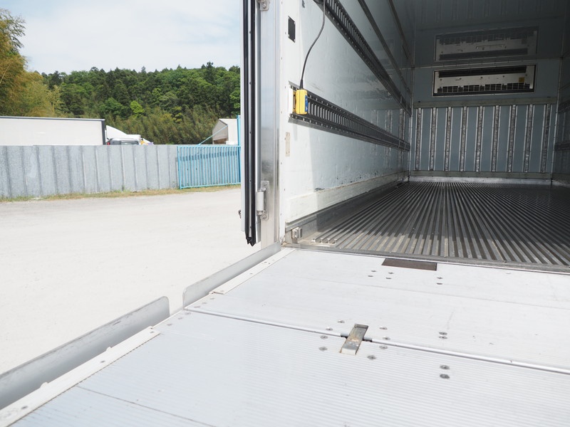 日野 レンジャー 冷凍バン 中型 TKG-FD7JLAA 年式 H27[写真24]