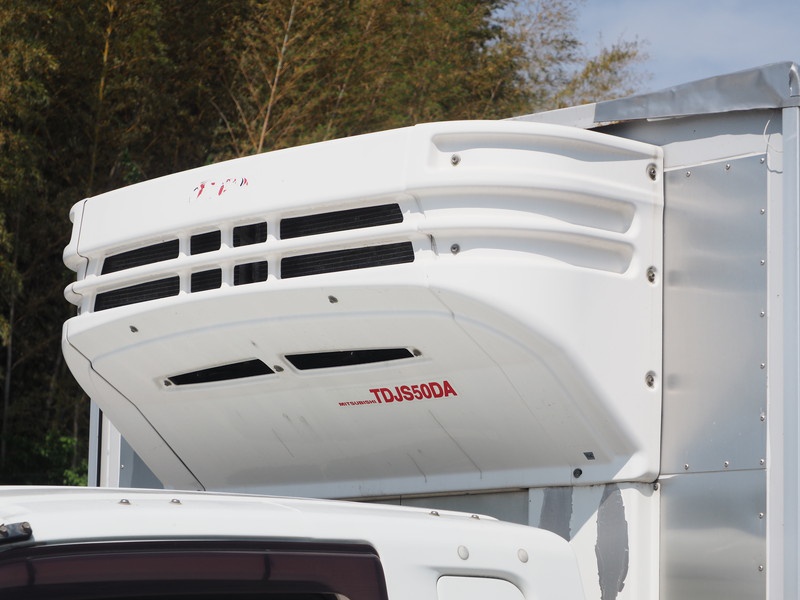 三菱ふそう ファイター 冷凍ウイング 中型 TKG-FK64F 年式 H25[写真33]