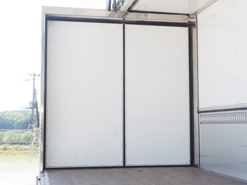 三菱ふそう ファイター 冷凍ウイング 中型 TKG-FK64F 年式 H25[写真15]