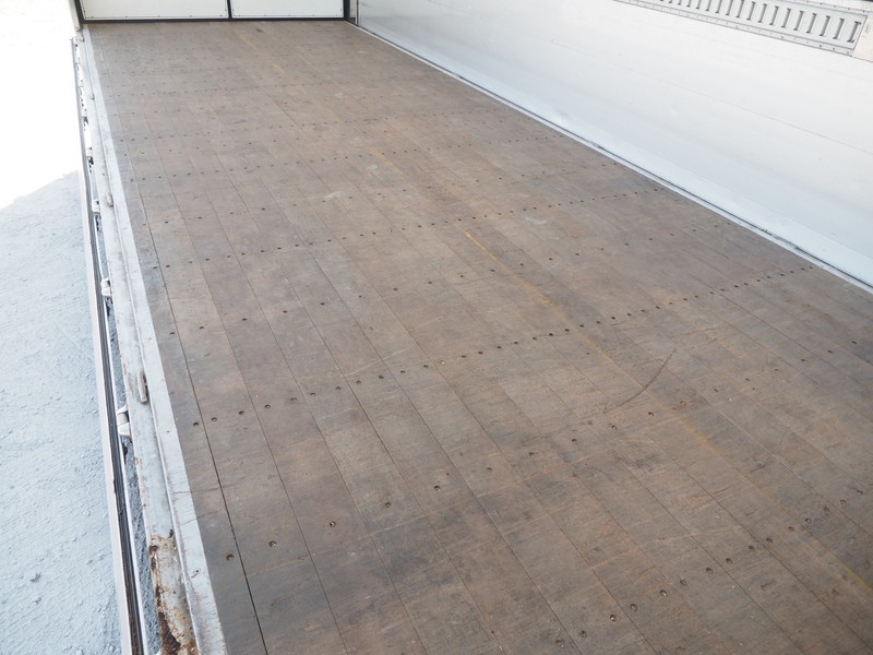 三菱ふそう ファイター 冷凍ウイング 中型 TKG-FK64F 年式 H25[写真14]