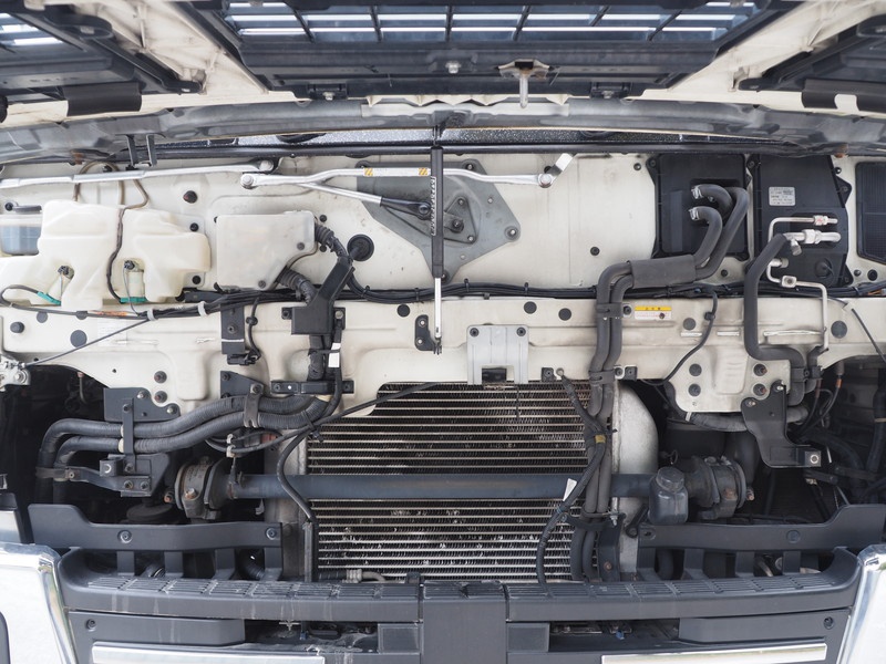 いすゞ ギガ ウイング車 大型 LKG-CYJ77A 年式 H23[写真44]