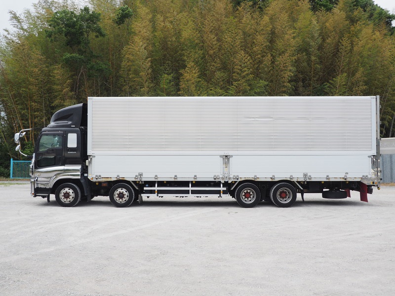 いすゞ ギガ ウイング車 大型 LKG-CYJ77A 年式 H23[写真19]