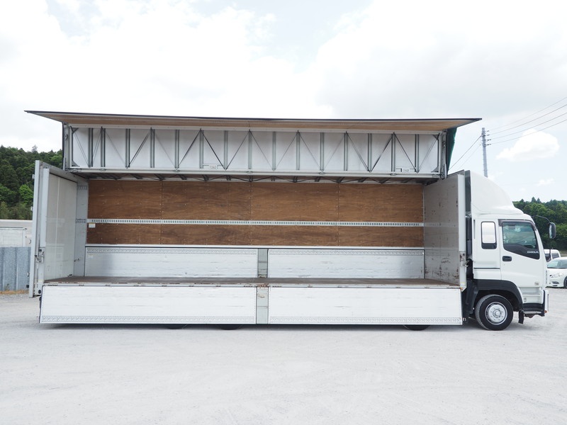 いすゞ ギガ ウイング車 大型 QKG-CYJ77A 年式 H25[写真11]