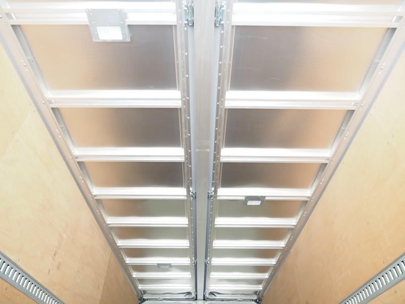 いすゞ フォワード ウイング車 中型 2RG-FRR90T2 年式 H30[写真28]