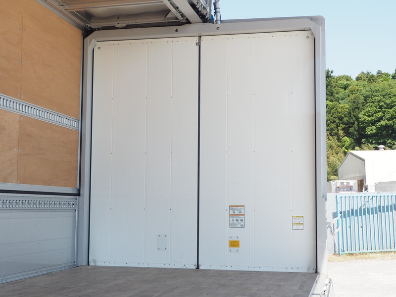 いすゞ フォワード ウイング車 中型 2RG-FRR90T2 年式 H30[写真15]