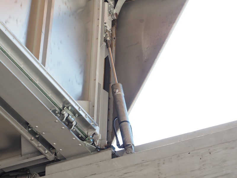 三菱ふそう スーパーグレート ウイング車 大型 BDG-FS54JZ 年式 H20[写真17]