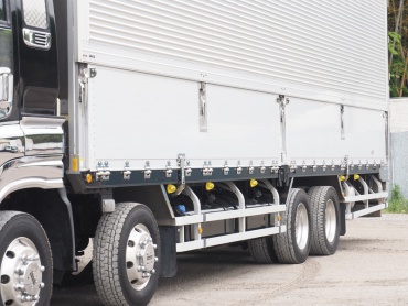 いすゞ ギガ ウイング車 大型 LKG-CYJ77AA 年式 H24 [写真21]