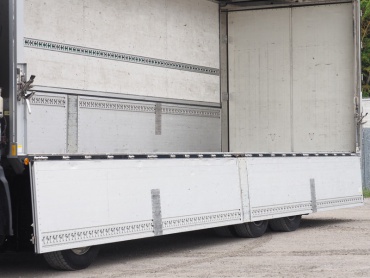 いすゞ ギガ ウイング車 大型 LKG-CYJ77AA 年式 H24 [写真23]