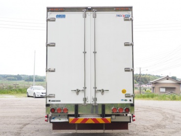 いすゞ ギガ 冷凍ウイング 大型 QKG-CYJ77A 年式 H25 [写真06]