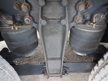 いすゞ ギガ 冷凍ウイング 大型 QKG-CYJ77A 年式 H25 [写真43]