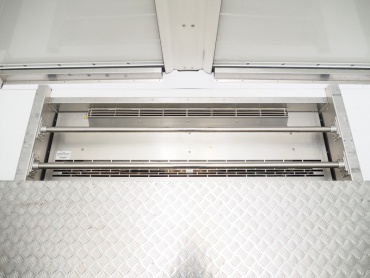 いすゞ ギガ 冷凍ウイング 大型 QKG-CYJ77A 年式 H25 [写真32]