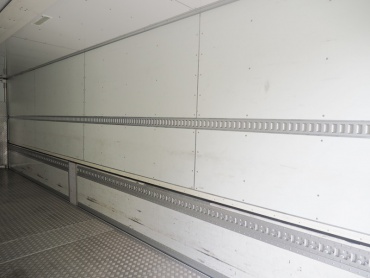 いすゞ ギガ 冷凍ウイング 大型 QKG-CYJ77A 年式 H25 [写真31]