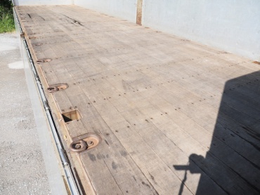 いすゞ ギガ 平ボディ 大型 QKG-CYL77A　 年式 H25 [写真11]