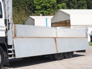 いすゞ ギガ 平ボディ 大型 QKG-CYL77A　 年式 H25 [写真17]