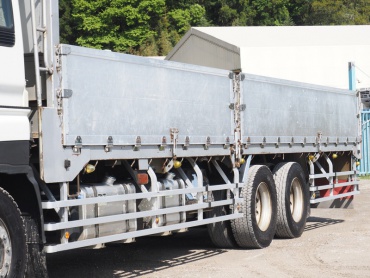 いすゞ ギガ 平ボディ 大型 QKG-CYL77A　 年式 H25 [写真15]