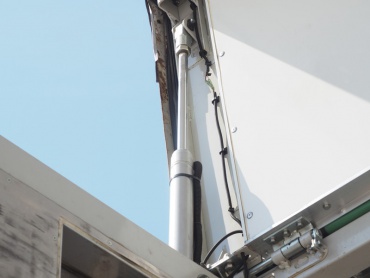 三菱ふそう ファイター 冷凍ウイング 中型 TKG-FK64F 年式 H25 [写真24]