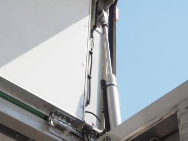 三菱ふそう ファイター 冷凍ウイング 中型 TKG-FK64F 年式 H25 [写真18]