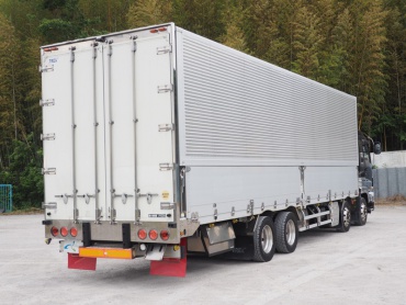 いすゞ ギガ ウイング車 大型 LKG-CYJ77A 年式 H23 [写真05]