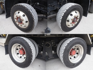 いすゞ ギガ ウイング車 大型 LKG-CYJ77A 年式 H23 [写真42]