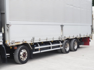 いすゞ ギガ ウイング車 大型 LKG-CYJ77A 年式 H23 [写真21]