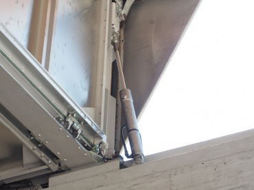 三菱ふそう スーパーグレート ウイング車 大型 BDG-FS54JZ 年式 H20 [写真17]