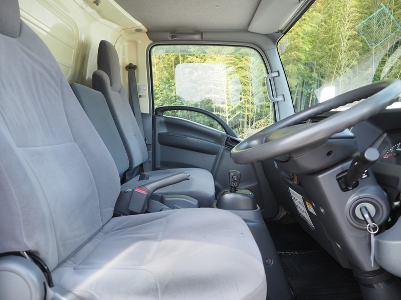 いすゞ エルフ 平ボディ 小型 BKG-NPR85AN 年式 H21[写真08]