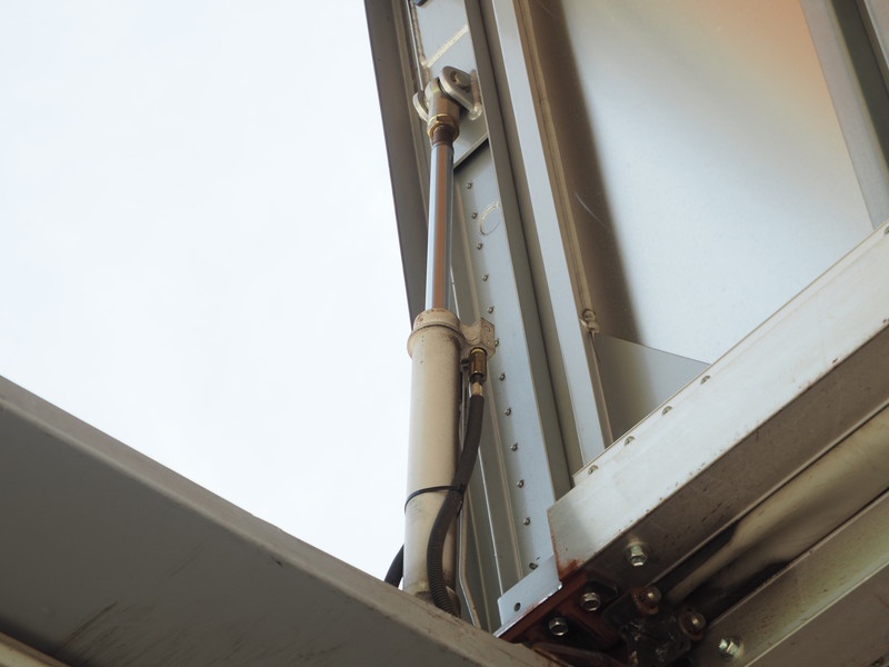 日野 レンジャー ウイング車 中増t BDG-FE8JPWG 年式 H18[写真19]