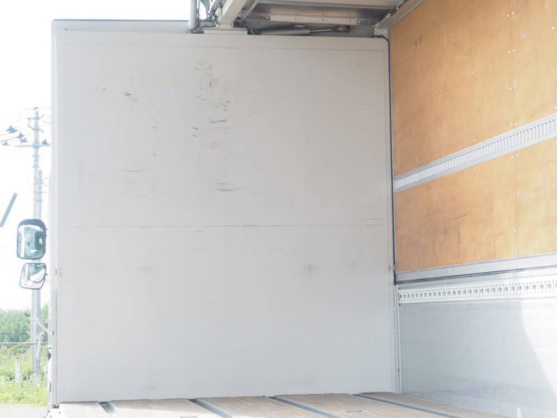 いすゞ ギガ ウイング車 大型 QKG-CYJ77A 年式 H25[写真15]