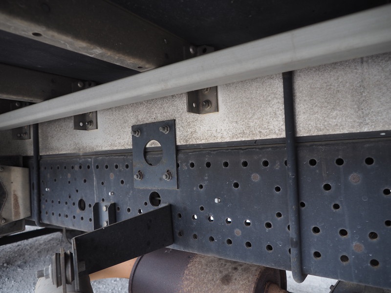 いすゞ フォワード ウイング車 中増t PKG-FSR90T2 年式 H22[写真42]