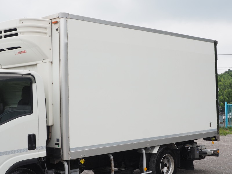 いすゞ エルフ 冷凍バン 小型 BDG-NPR85AN 年式 H21[写真11]