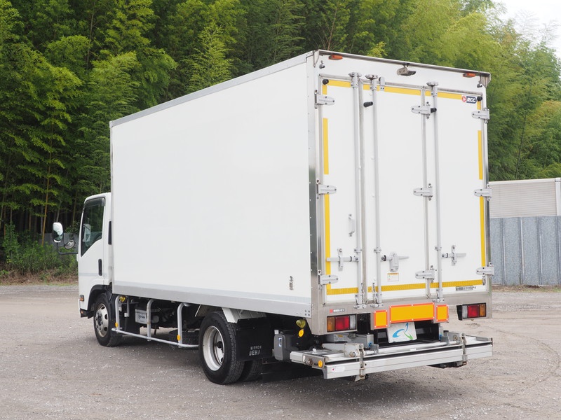 いすゞ エルフ 冷凍バン 小型 BDG-NPR85AN 年式 H21[写真07]