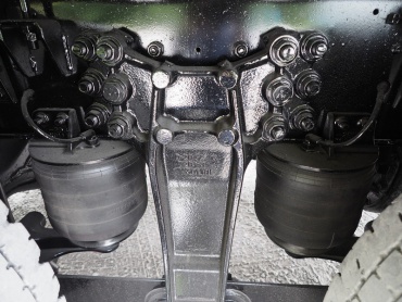いすゞ ギガ 平ボディ 大型 QKG-CYJ77A 年式 H25[写真31]
